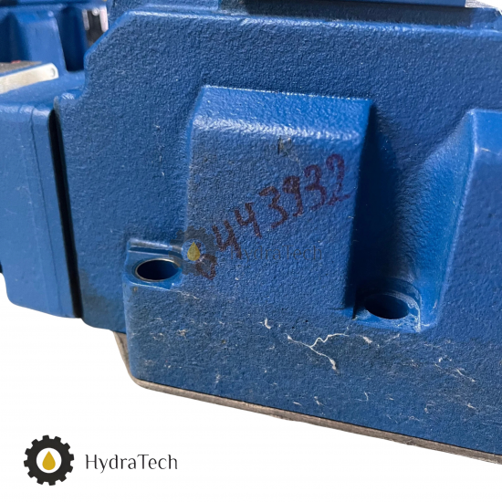 Сервоклапан Rexroth 4WRKE25E350L-33/6EG24ETK31/A5D3M (R900713823) Сервоклапан Rexroth 4WRKE25E350L-33/6EG24ETK31/A5D3M (R900713823)
