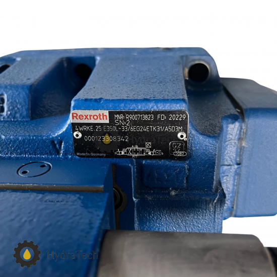 Сервоклапан Rexroth 4WRKE25E350L-33/6EG24ETK31/A5D3M (R900713823) Сервоклапан Rexroth 4WRKE25E350L-33/6EG24ETK31/A5D3M (R900713823)