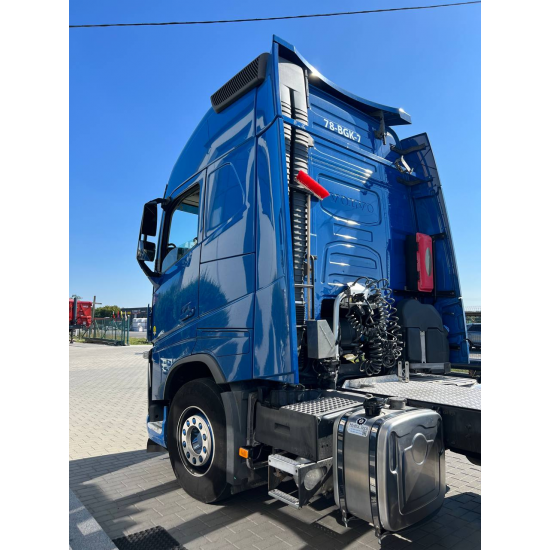 Комплект гідравліки на VOLVO з алюмінієвим боковим баком Комплект гідравліки на VOLVO з алюмінієвим боковим баком